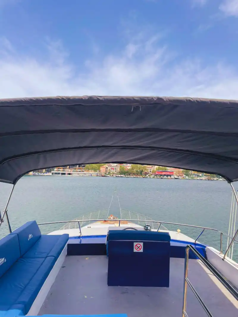 Overnight and Daily Motor Yacht Rental Options in Istanbul!