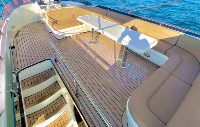 Unkapanı’nda Konaklamalı veya Günübirlik Yat Keyfi