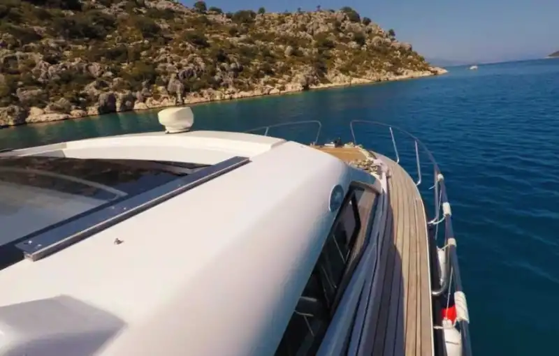 Аренда экономичной яхты в Каше – доступная роскошь!