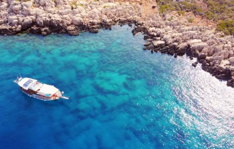 Незабываемый морской отдых на роскошной яхте в Каше