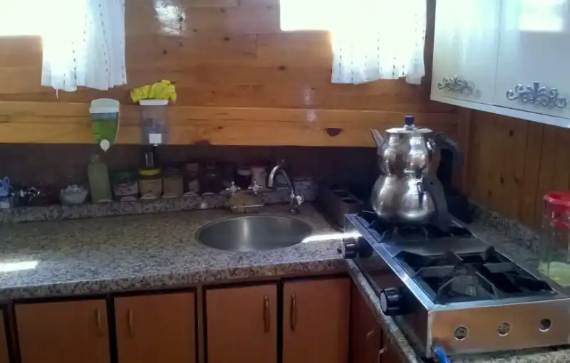 Кристально чистые воды, древние руины и безмятежный день в Кекова