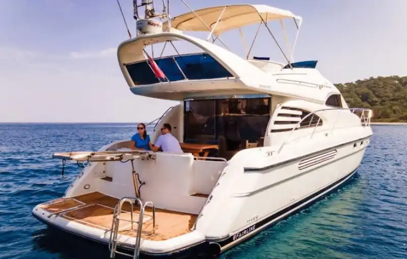 Kemer’in Maviliklerinde FairLine Yat ile Unutulmaz Anlar