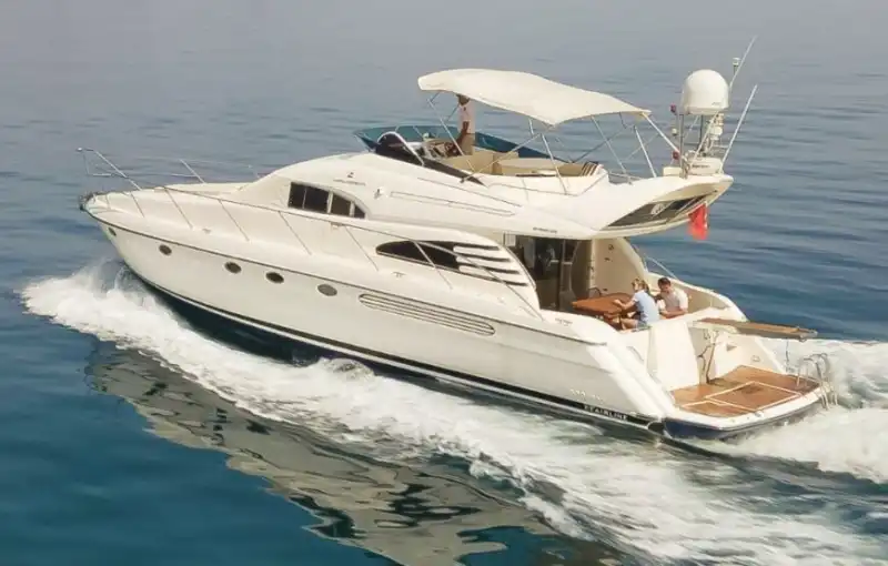 Kemer’in Maviliklerinde FairLine Yat ile Unutulmaz Anlar