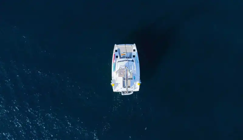 Göcek'te Bali 4.4 Kaptansız Katamaran Kiralama | 2022 Model 4+1 Kabin Bareboat