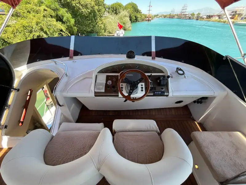 Side'de 6 Kişilik Lüks Motoryat ile Günübirlik Mavi Tur Keyfi